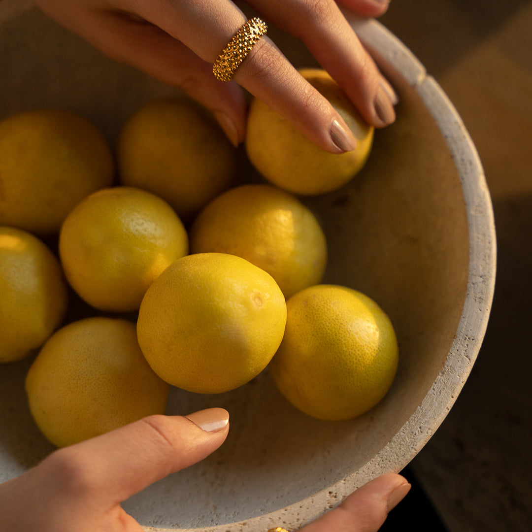 THE TRADITIONAL TRAVERTINE BOWL