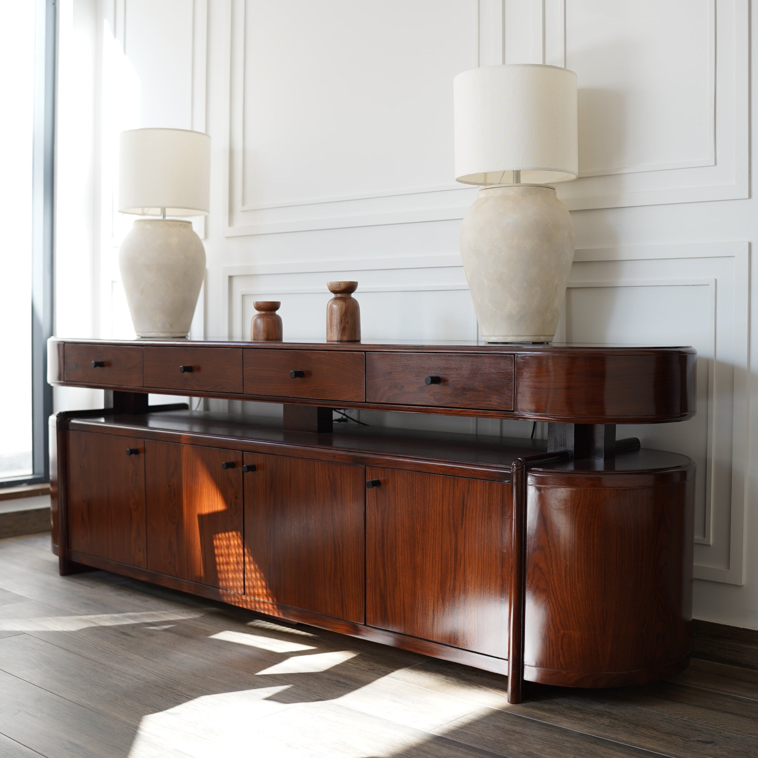 THE FLOATING DRAWER CONSOLE