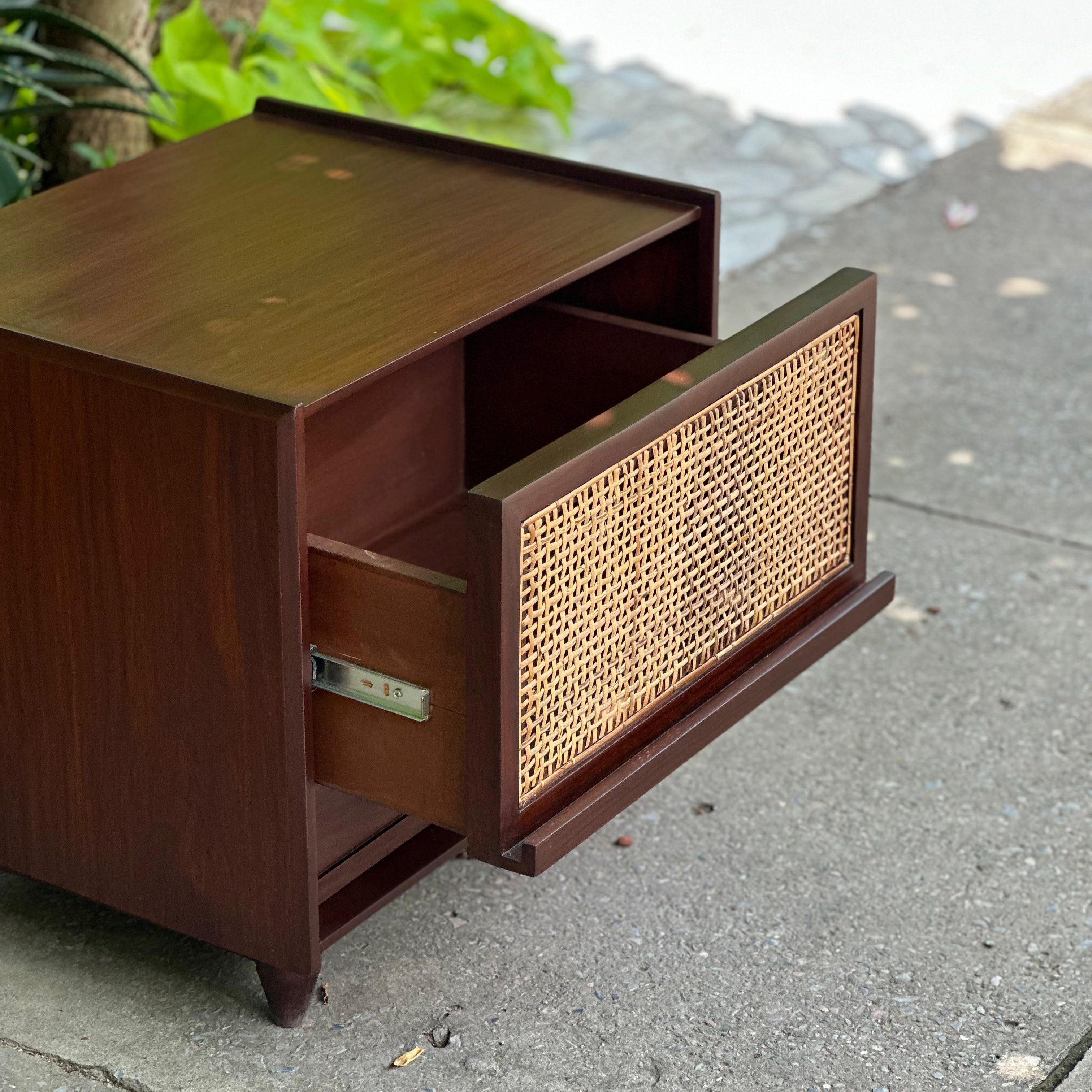 Retro Radio Nightstand